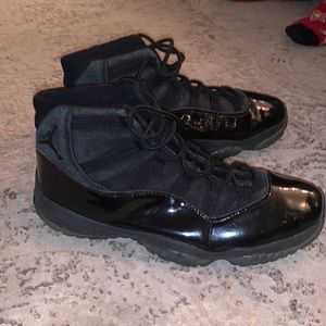 Size 13 - Jordan 11 Retro Cap and Gown 2018